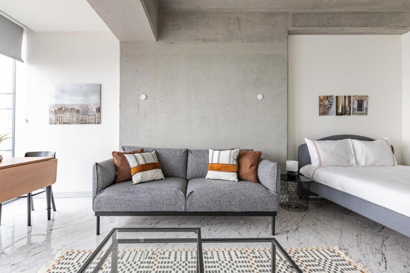 Trendy Cool Bright Parking Poolviews! #254 * Istambul